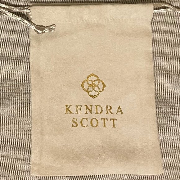 Kendra Scott Jewelry Bags set of 4 - Picture 3 of 3